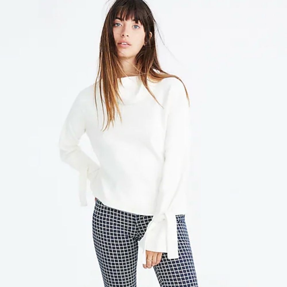 Madewell Mockneck Bell Sleeve Tie-Cuff Top Shirt in Bright Ivory Size Medium